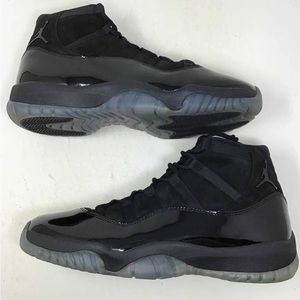 Jordan 11 cap and gown size 12